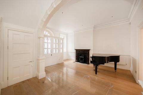 undefined, Upper Wimpole Street, London, W1G