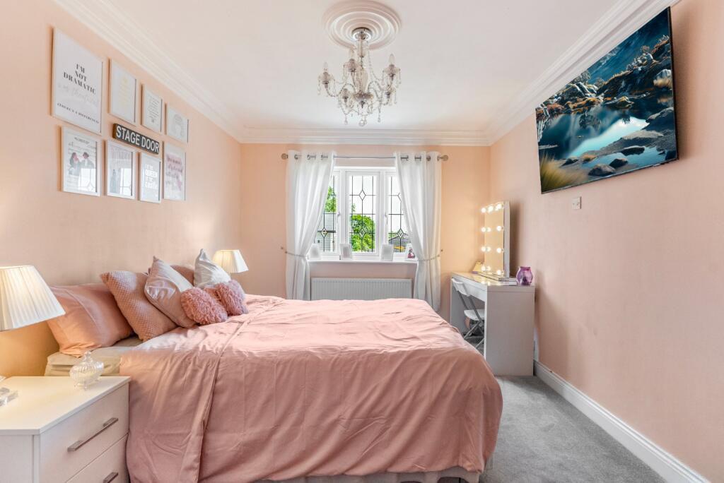 Bedroom 2.jpg