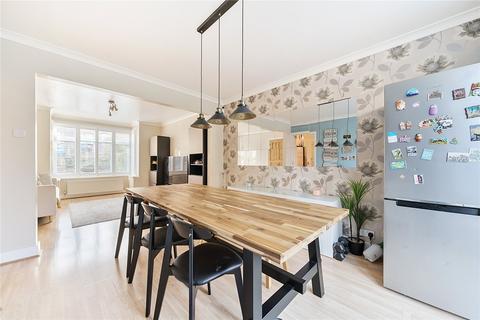 3 bedroom semi-detached house for sale, Farm Road, Edgware