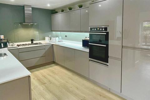 undefined, Temple Close, Lees, Oldham, OL4