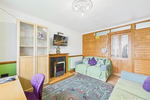 undefined, Shelley Close, Basingstoke RG24