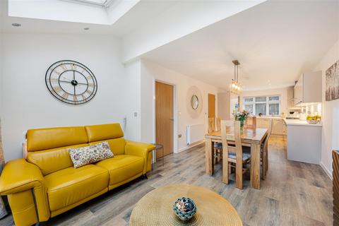 4 bedroom detached house for sale, Buttrey Meadow, Telford TF1