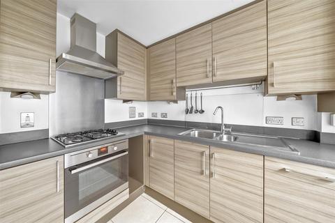 2 bedroom flat for sale, Pooles Park, Finsbury Park