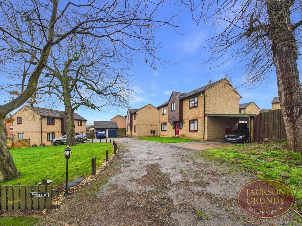 Pearmain Court