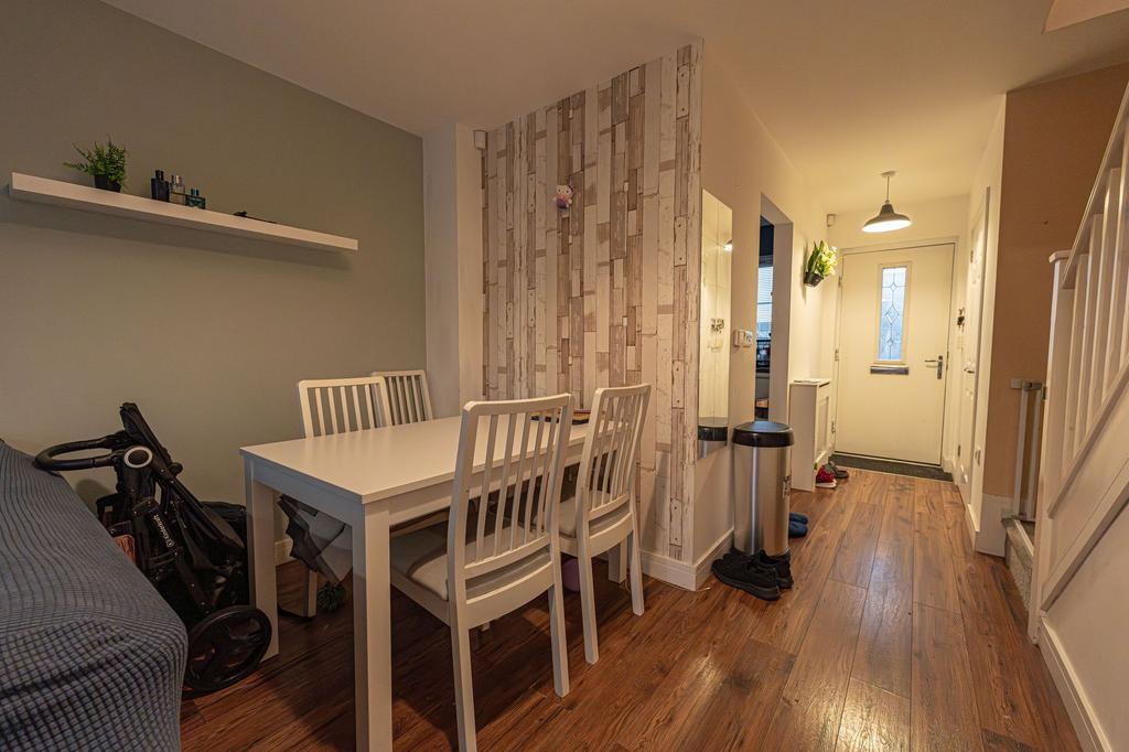 Living Room/Dining Room