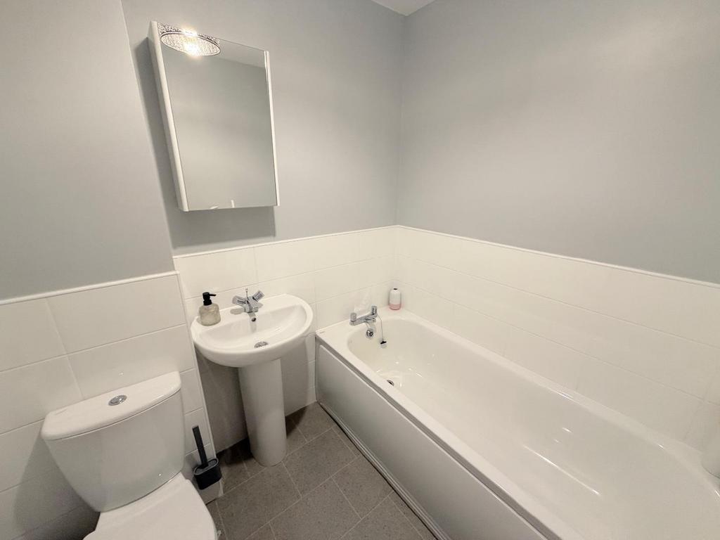 Family bathroom