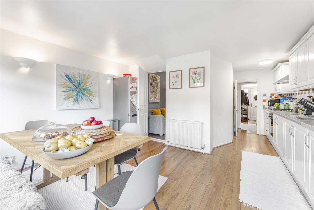 Kitchen &amp; Dining