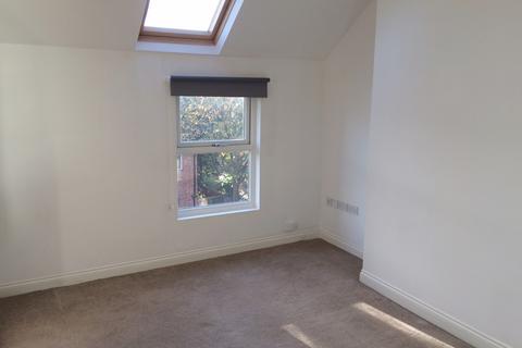 1 bedroom apartment to rent, Chatham Grove, Manchester M20