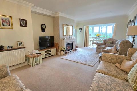 2 bedroom flat for sale, Maidencombe, Torquay