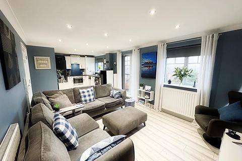 2 bedroom flat for sale, Dilston Grange, Hadrian Village, Wallsend
