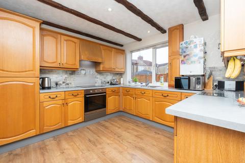 4 bedroom end of terrace house for sale, Bristol BS15