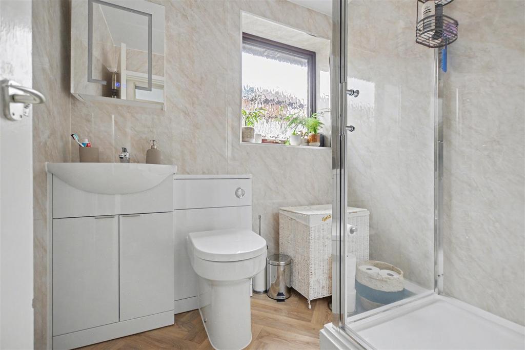 Shower Room.jpeg