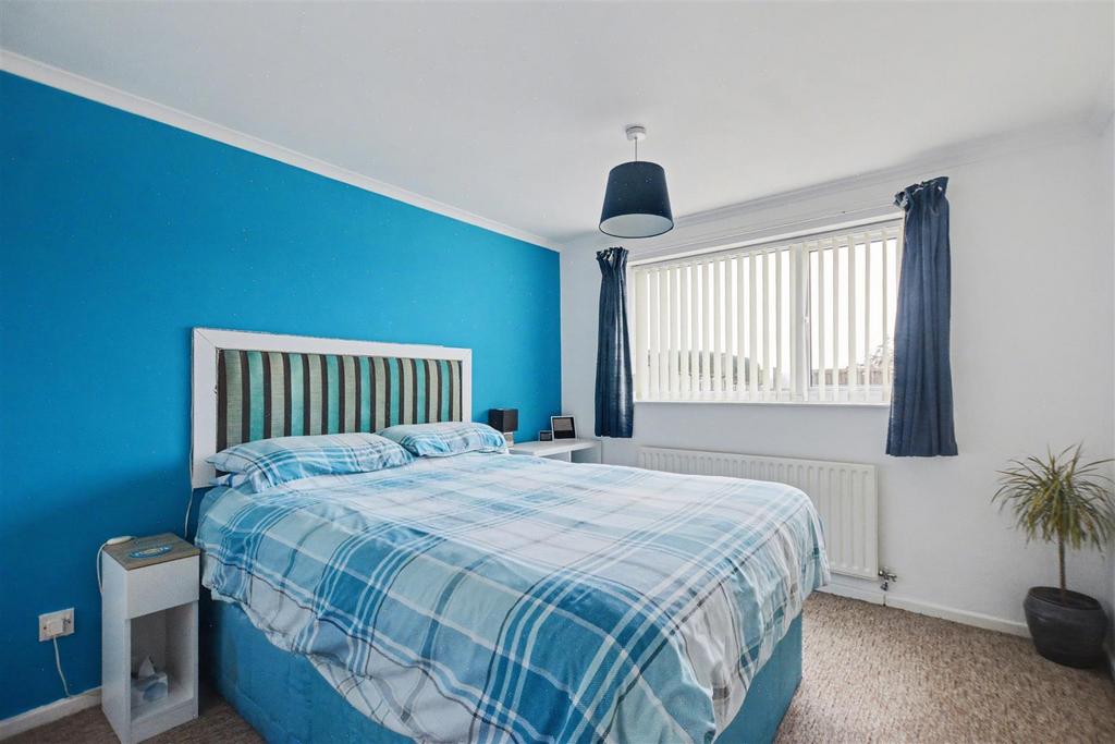 Bedroom 1 1.jpeg