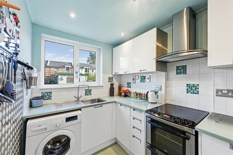 3 bedroom house for sale, Vicarage Gardens, Mitcham CR4