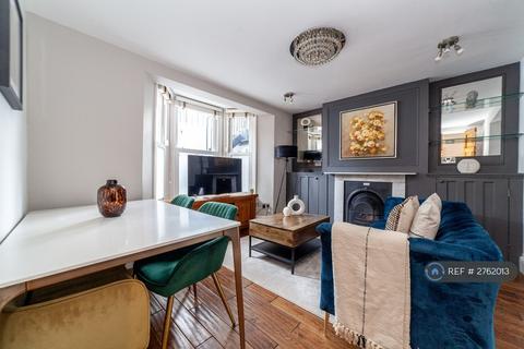 5 bedroom semi-detached house to rent, Yeldham Road, London, W6