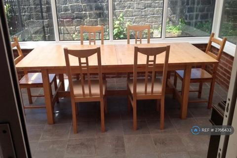 undefined, Chapel Fold, Leeds, LS6