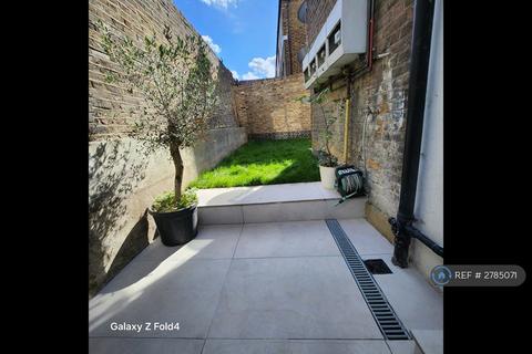 undefined, Islington, London, N1