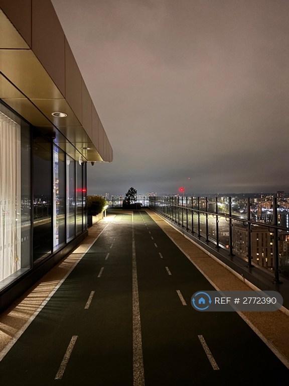 Communal Rooftop Running Track