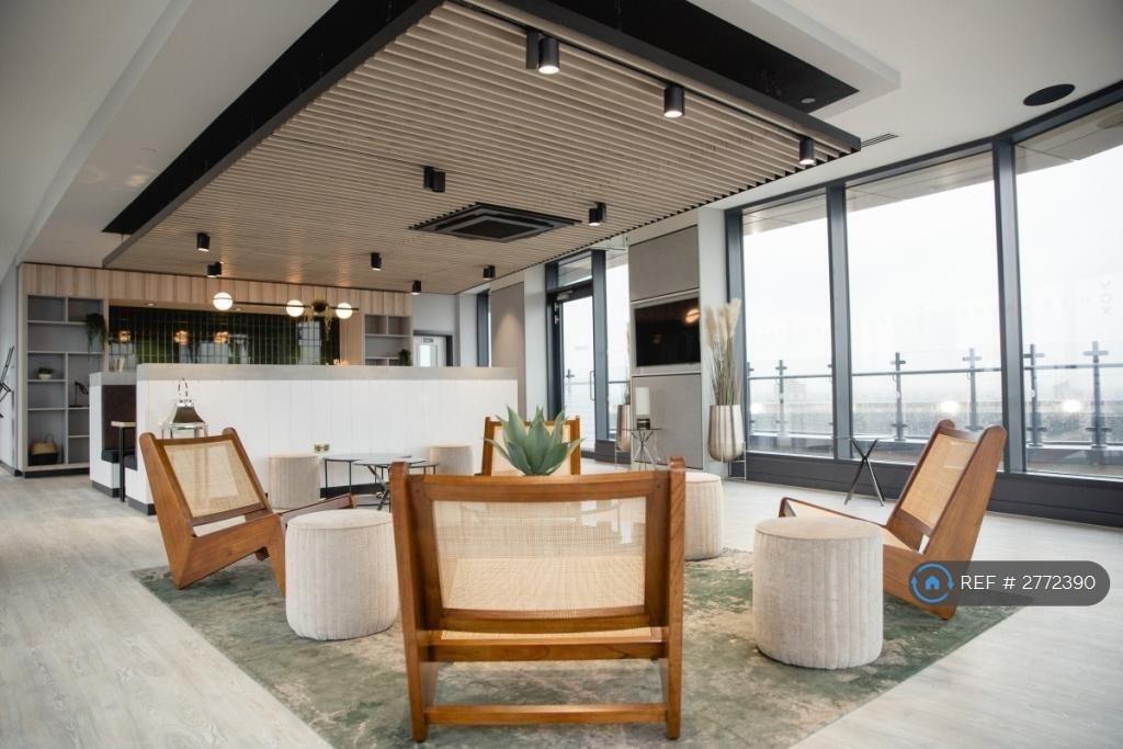 Communal Rooftop Lounge