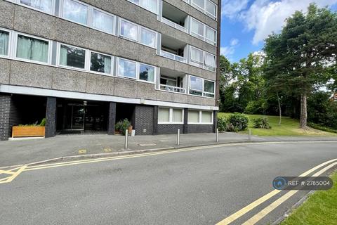 3 bedroom flat to rent, Warwick Crest, Birmingham, B15