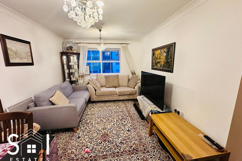 1 bedroom flat to rent, International Way, Sunbury-on-thames, TW16 7HS