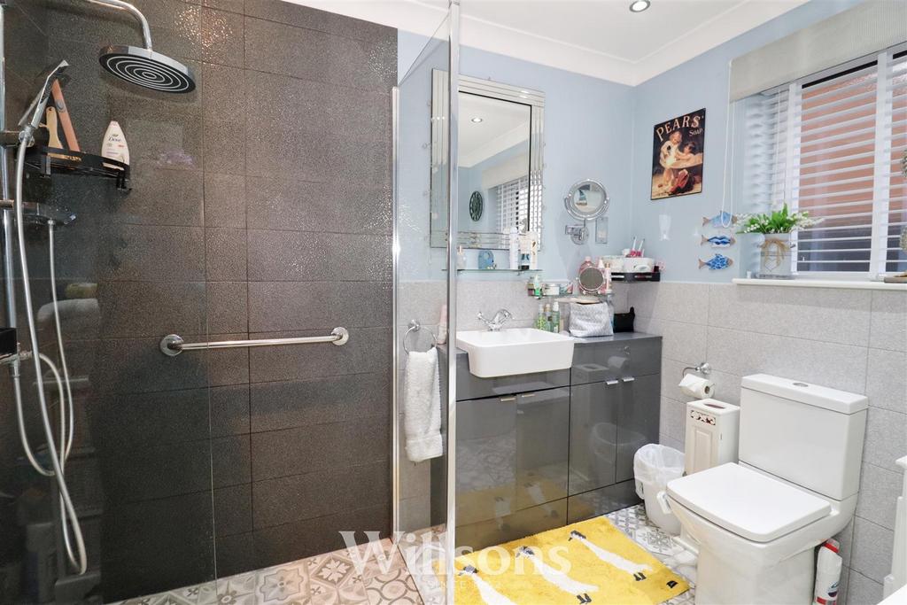 Shower Room / Bathroom