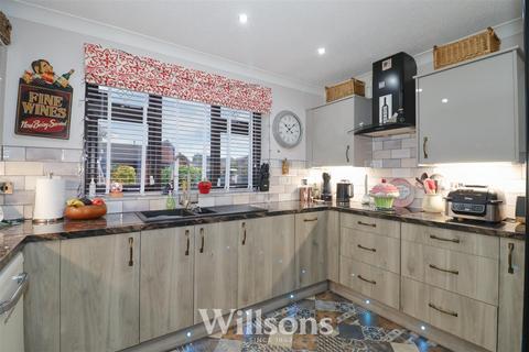 3 bedroom detached bungalow for sale, Honeysuckle Close, Sutton-On-Sea, Mablethorpe