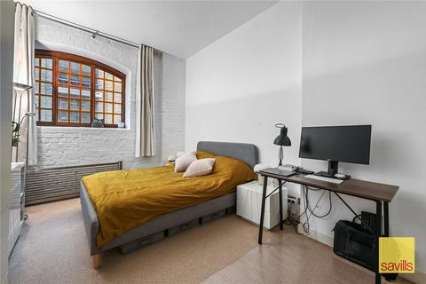 1 bedroom apartment for sale, New Crane Place, London, E1W