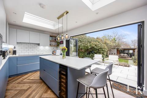 3 bedroom house for sale, Elm Drive, Hove