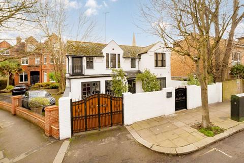 3 bedroom detached house to rent, Goldhurst Terrace, London NW6