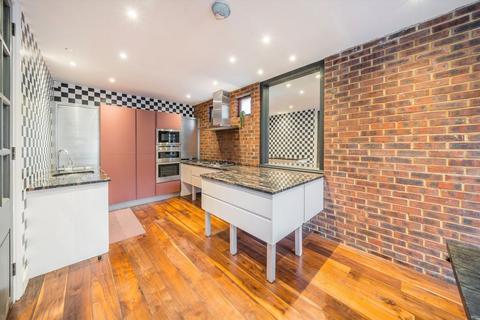 3 bedroom detached house to rent, Goldhurst Terrace, London NW6