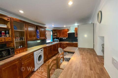 3 bedroom semi-detached house for sale, Stuart Evans Close, Welling, Kent