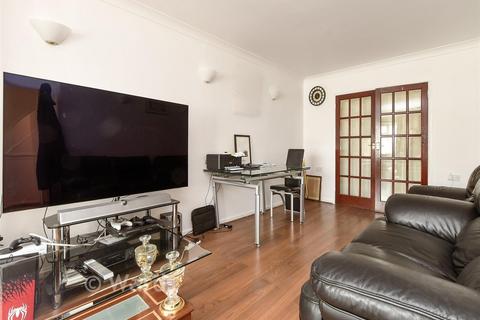 undefined, Stuart Evans Close, Welling DA16