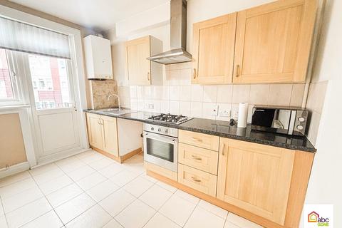 1 bedroom flat to rent, Frinton Mews