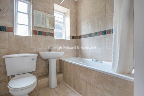 undefined, Neale Close, London, N2
