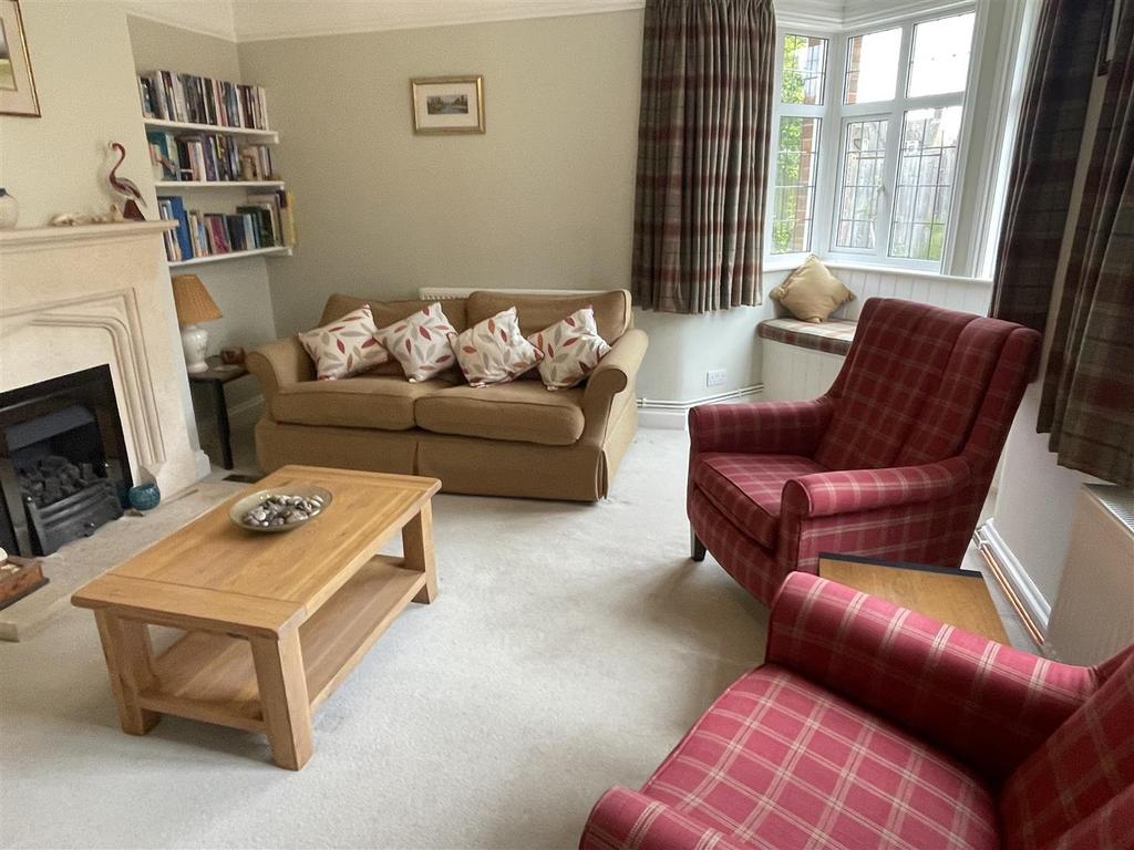 Sitting Room.JPG