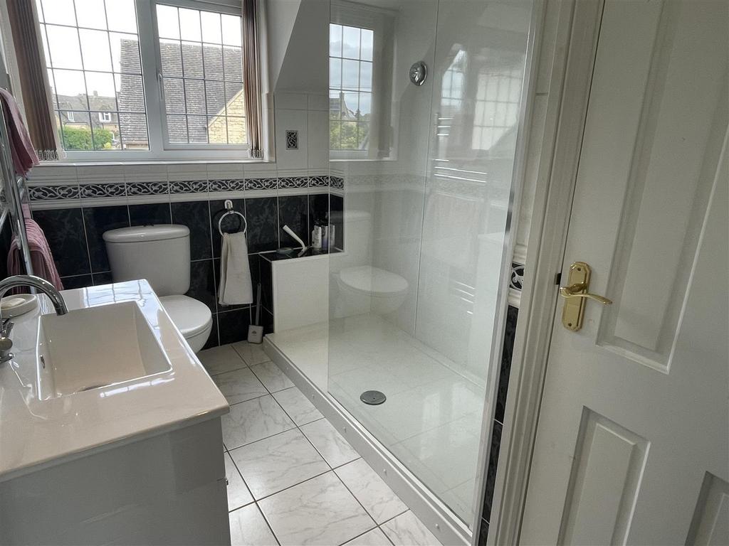 Master en suite.JPG