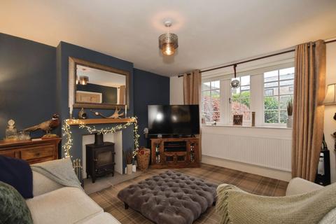 3 bedroom cottage for sale, Calver Road, Baslow, Bakewell, DE45