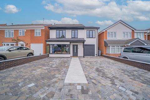 undefined, Abbots Close, Knowle, B93