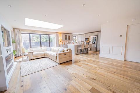 undefined, Abbots Close, Knowle, B93