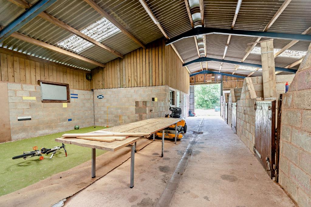 Barn 1
