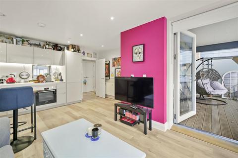 1 bedroom flat for sale, Thatchers Court, New Southgate, N11