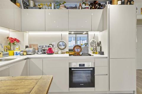 1 bedroom flat for sale, Thatchers Court, New Southgate, N11