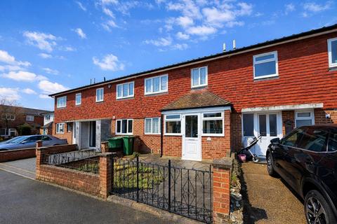 3 bedroom terraced house for sale, Twickenham Close, Beddington CR0