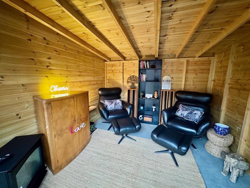 Cabin.jpg