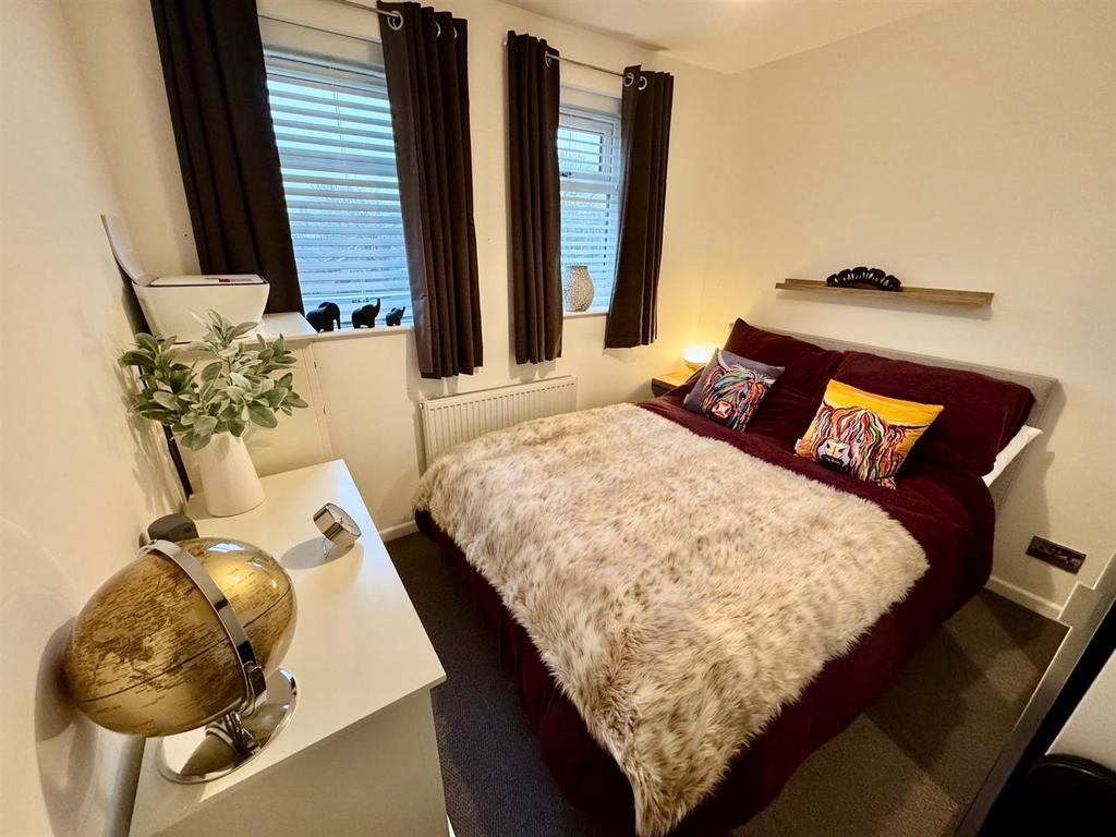 Bedroom 2.jpg