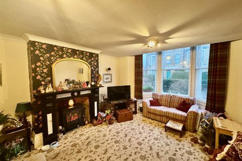 2 bedroom flat for sale, Cromwell Terrace, Scarborough