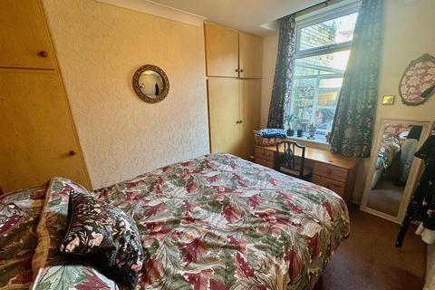 2 bedroom flat for sale, Cromwell Terrace, Scarborough