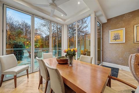 3 bedroom apartment for sale, Langland Gardens, Hampstead, London, NW3