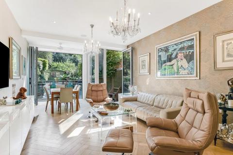 3 bedroom apartment for sale, Langland Gardens, Hampstead, London, NW3